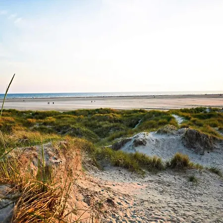 6 Person In Fano-by Traum Фанё